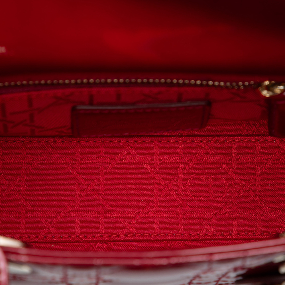 Pre-Loved Dior Mini Patent Cannage Lady Dior - Picture 4 of 7